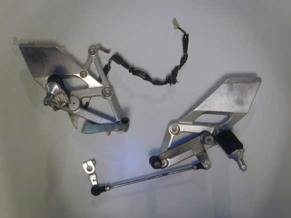 cbr-rearsets.jpg